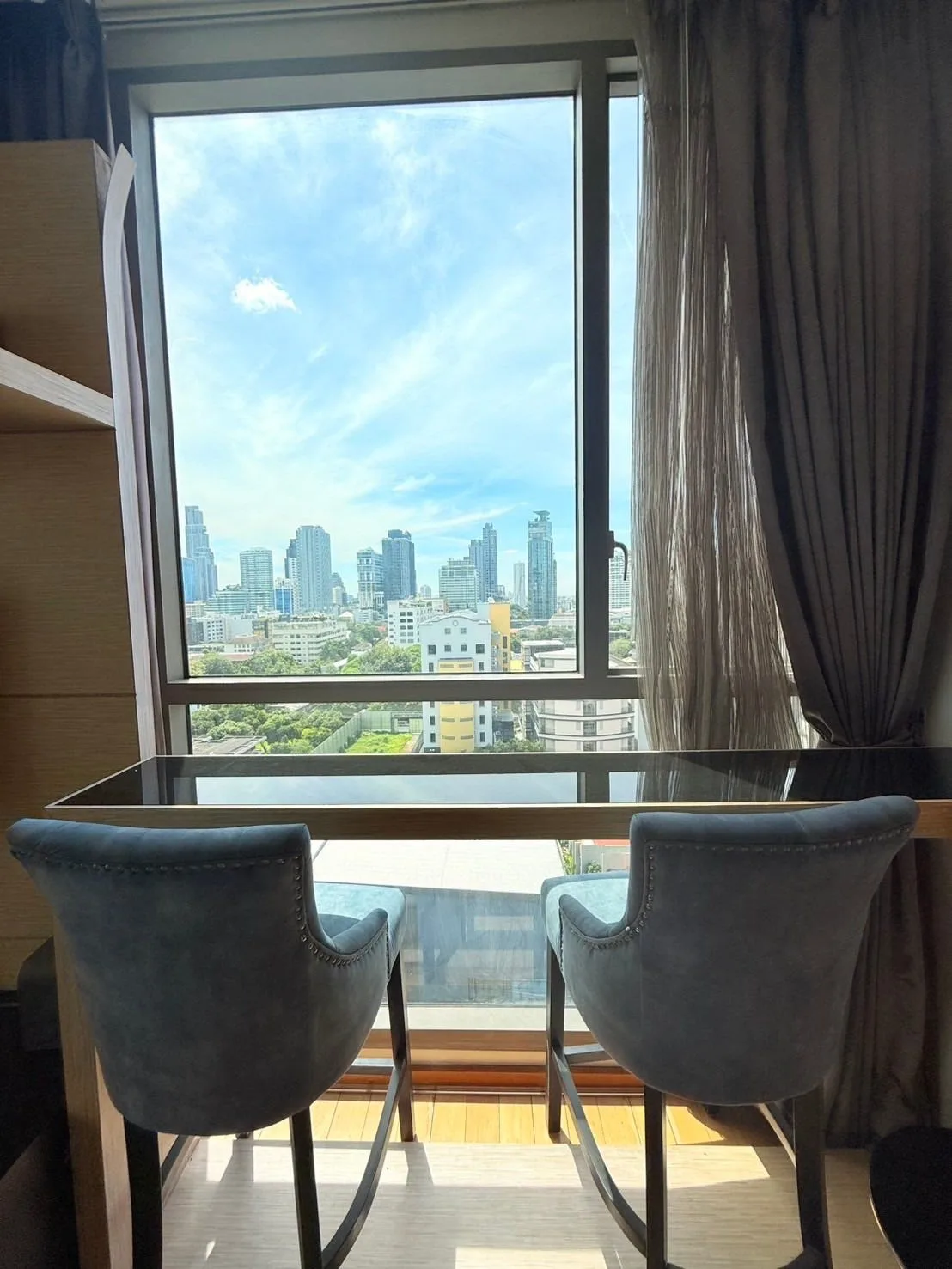 Aequa Residence Sukhumvit 49
