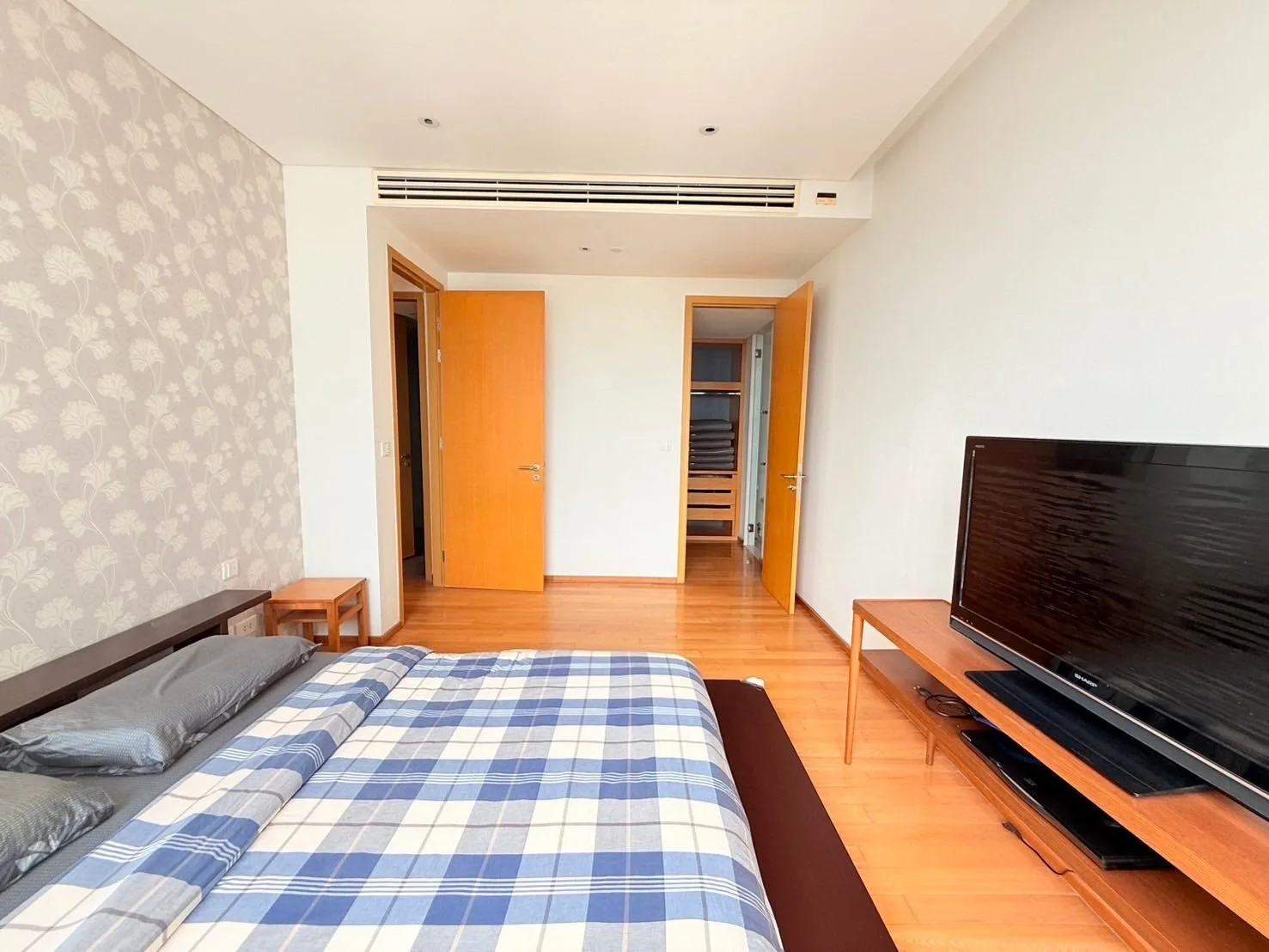 Aequa Residence Sukhumvit 49