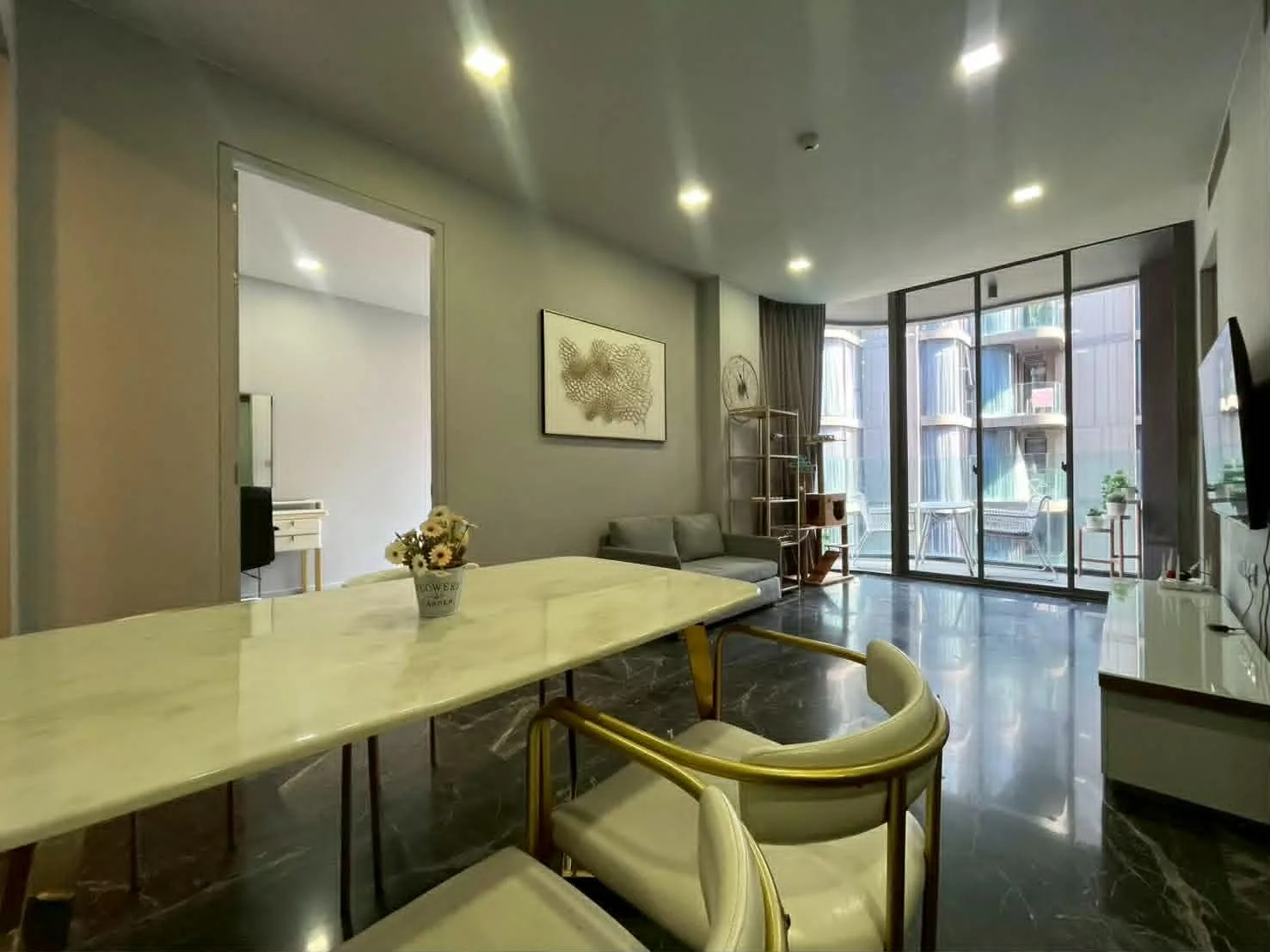 Ashton Residence Sukhumvit 41