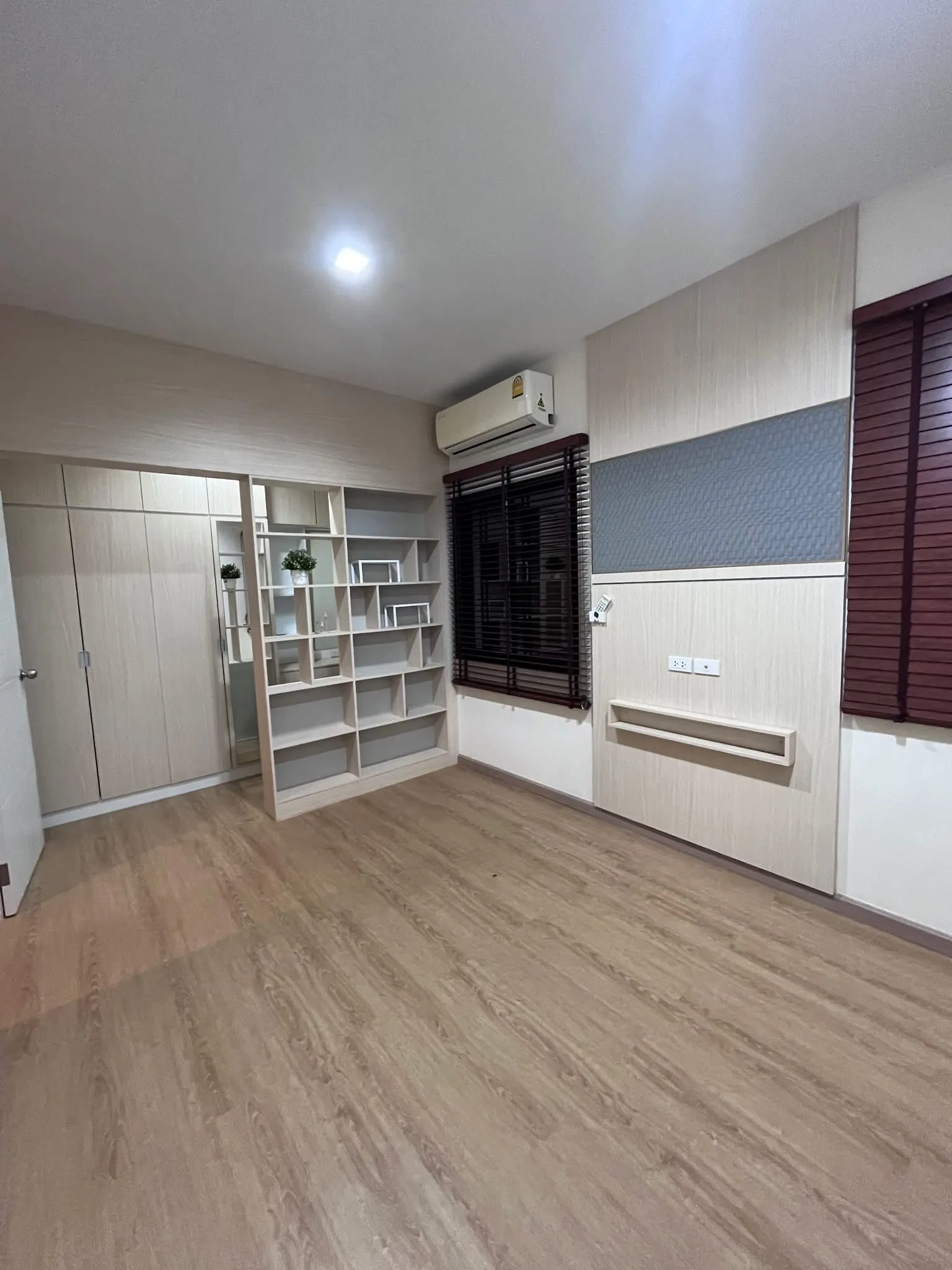 Eigen Premium Townhome