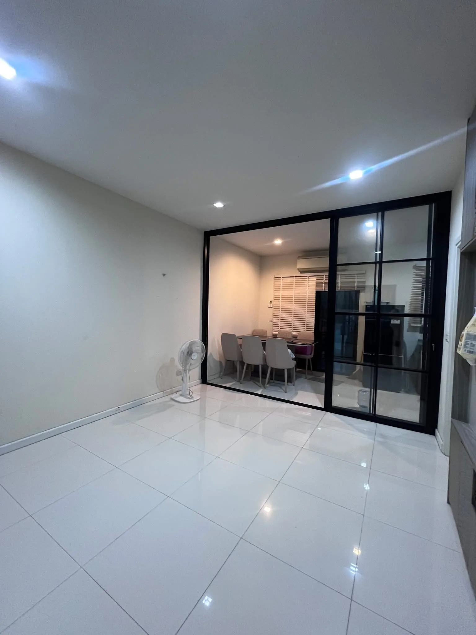 Eigen Premium Townhome