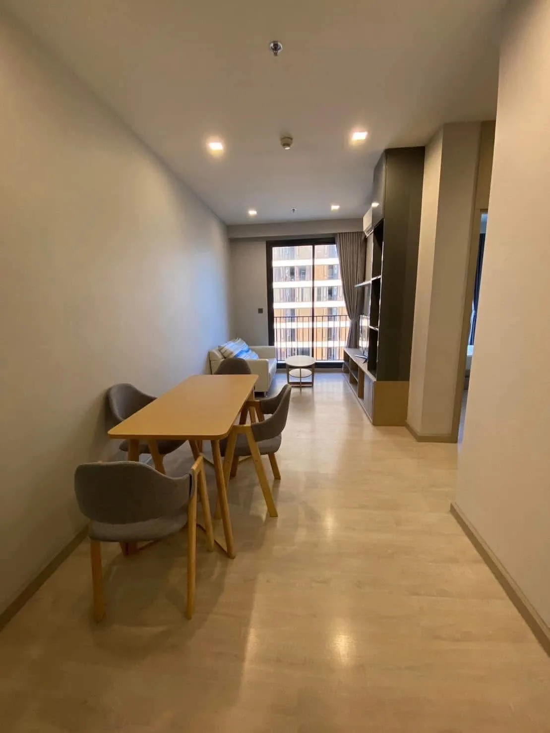 M Thonglor 10