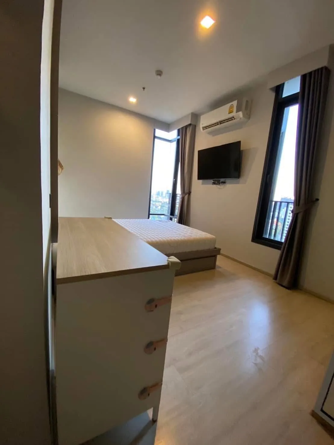 M Thonglor 10