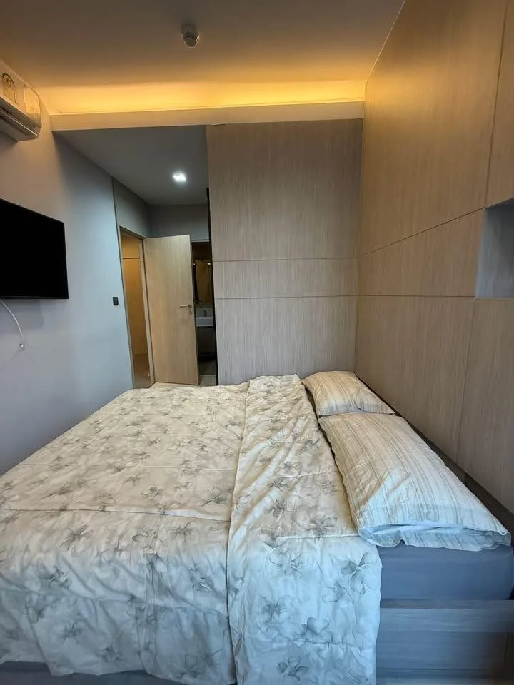M Thonglor