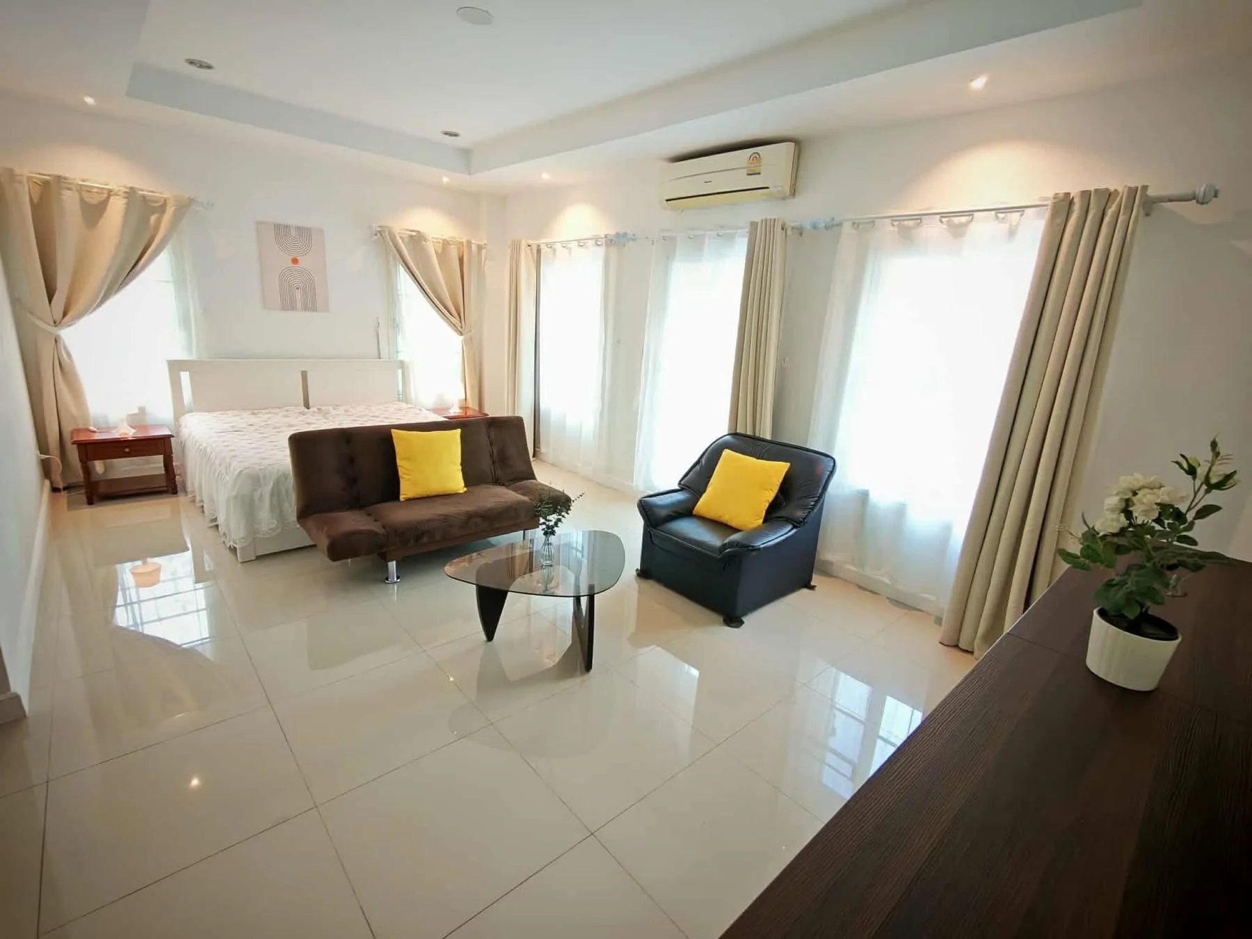 URBAN SATHORN (Marcopolo Villa)