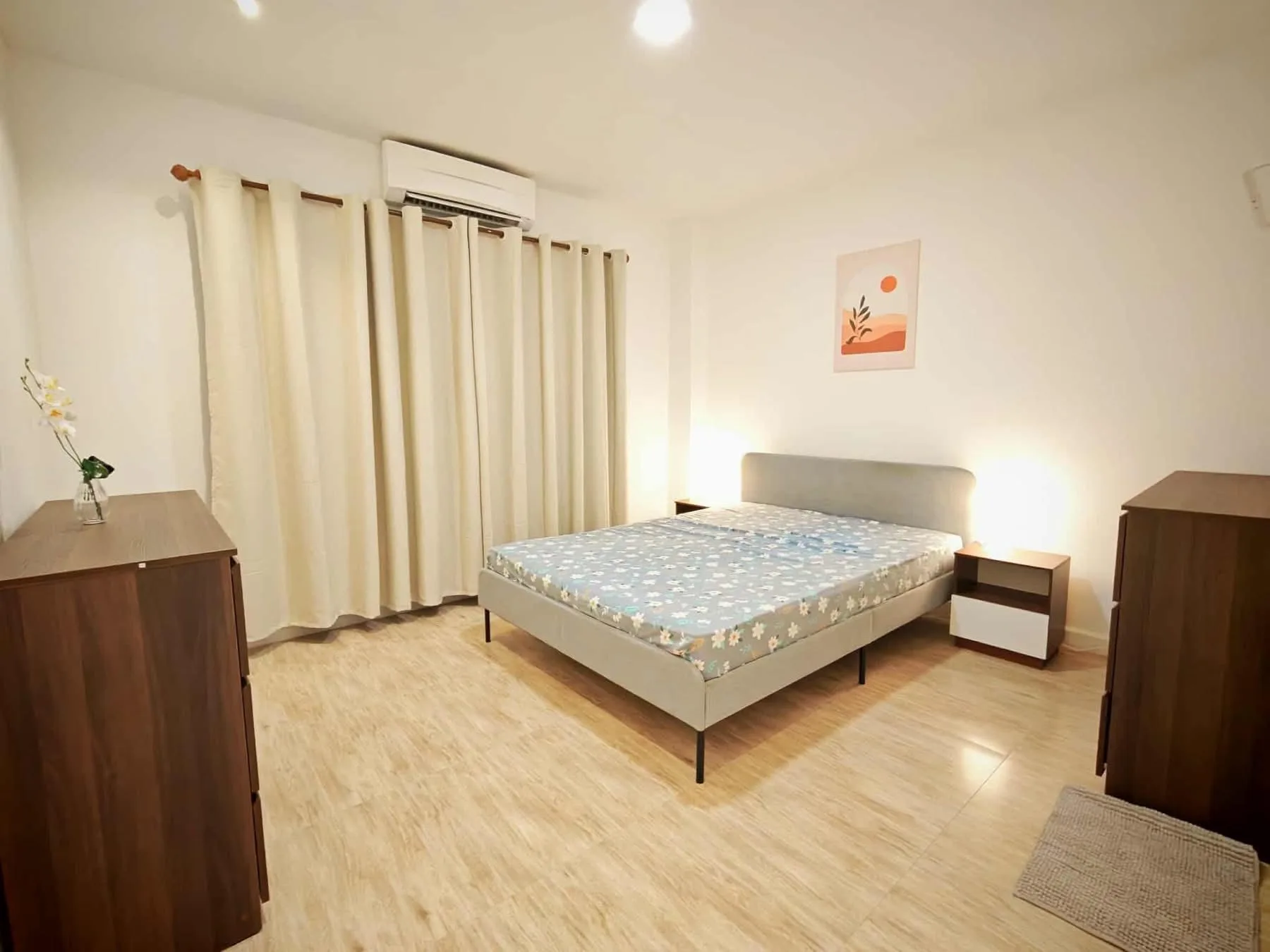 URBAN SATHORN (Marcopolo Villa)