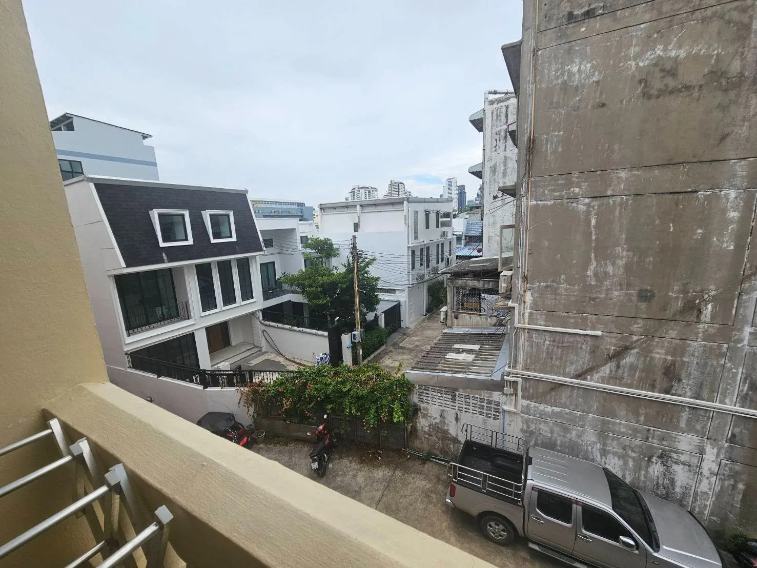 Chalaemchit Apartment รูปที่ 7