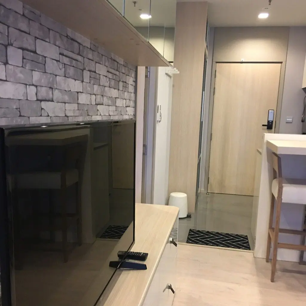 M Thonglor 10 image 2