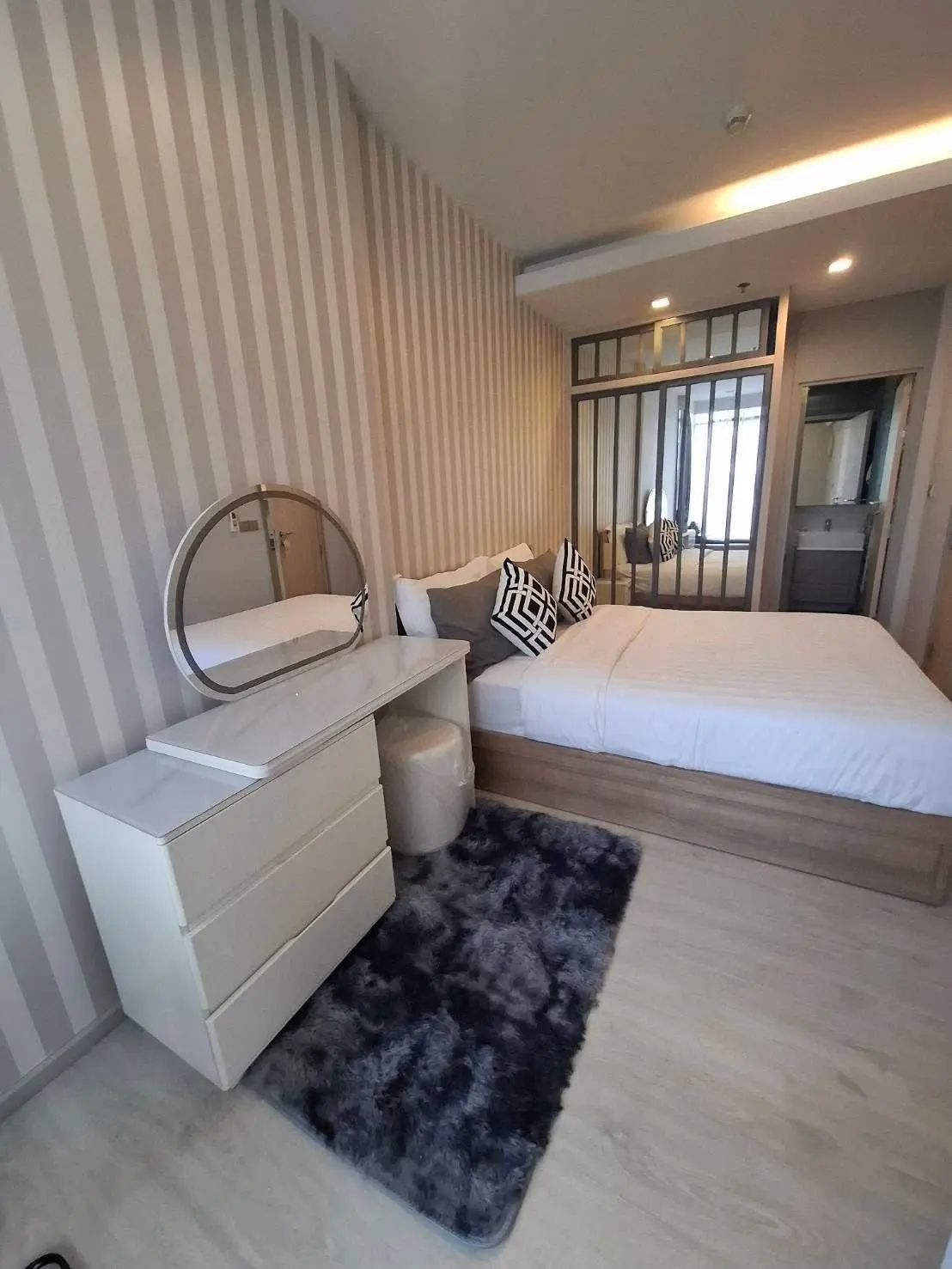 M Thonglor 10 image 5