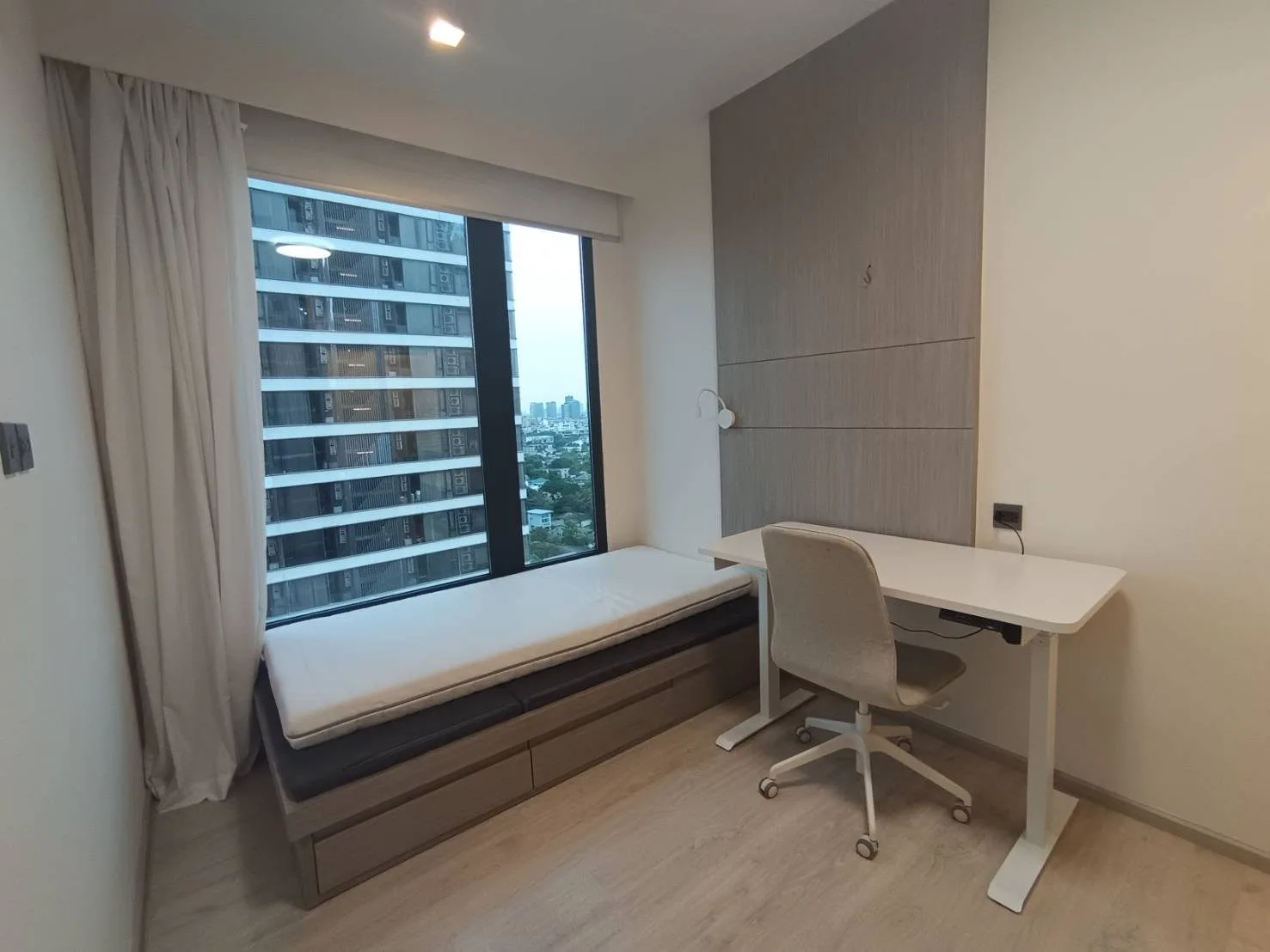 M Thonglor 10 รูปที่ 2
