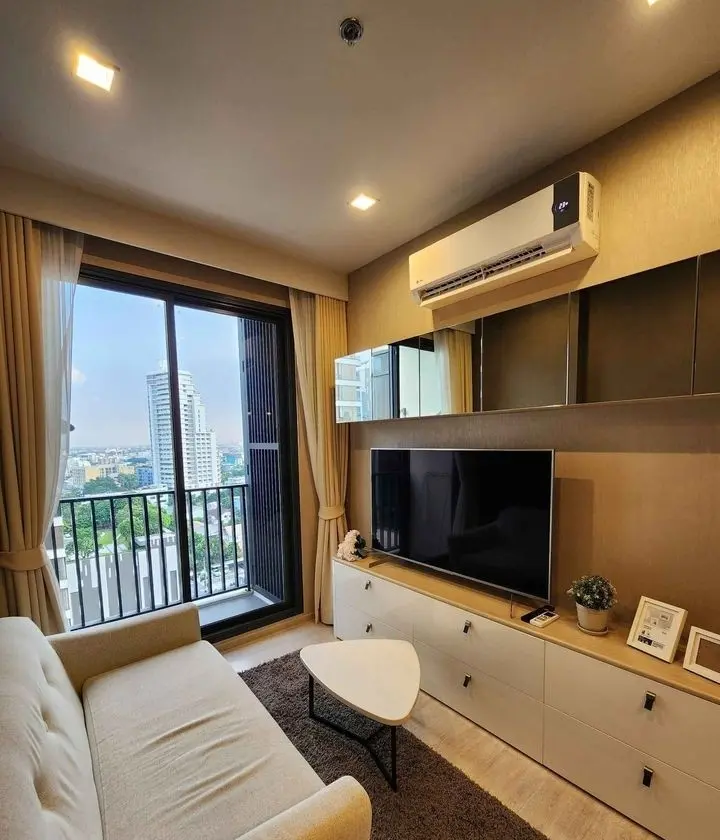 M Thonglor 10 image 5